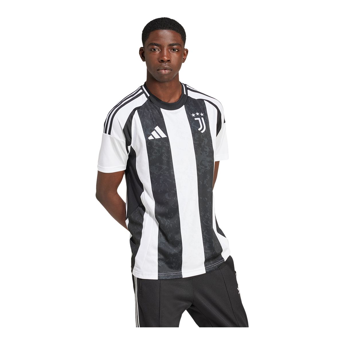 Juventus FC adidas Replica Home Jersey