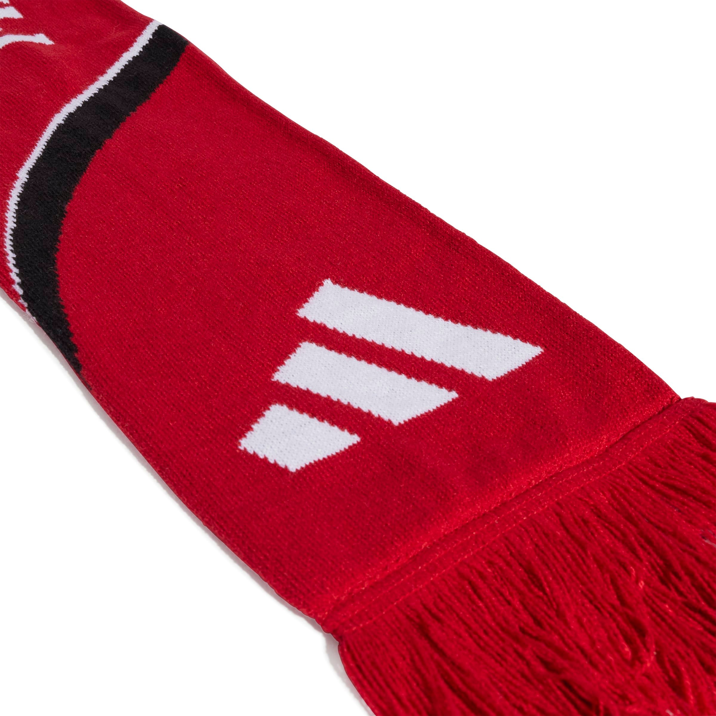 Nike Manchester United F.c. Soccer Scarf CloseUp