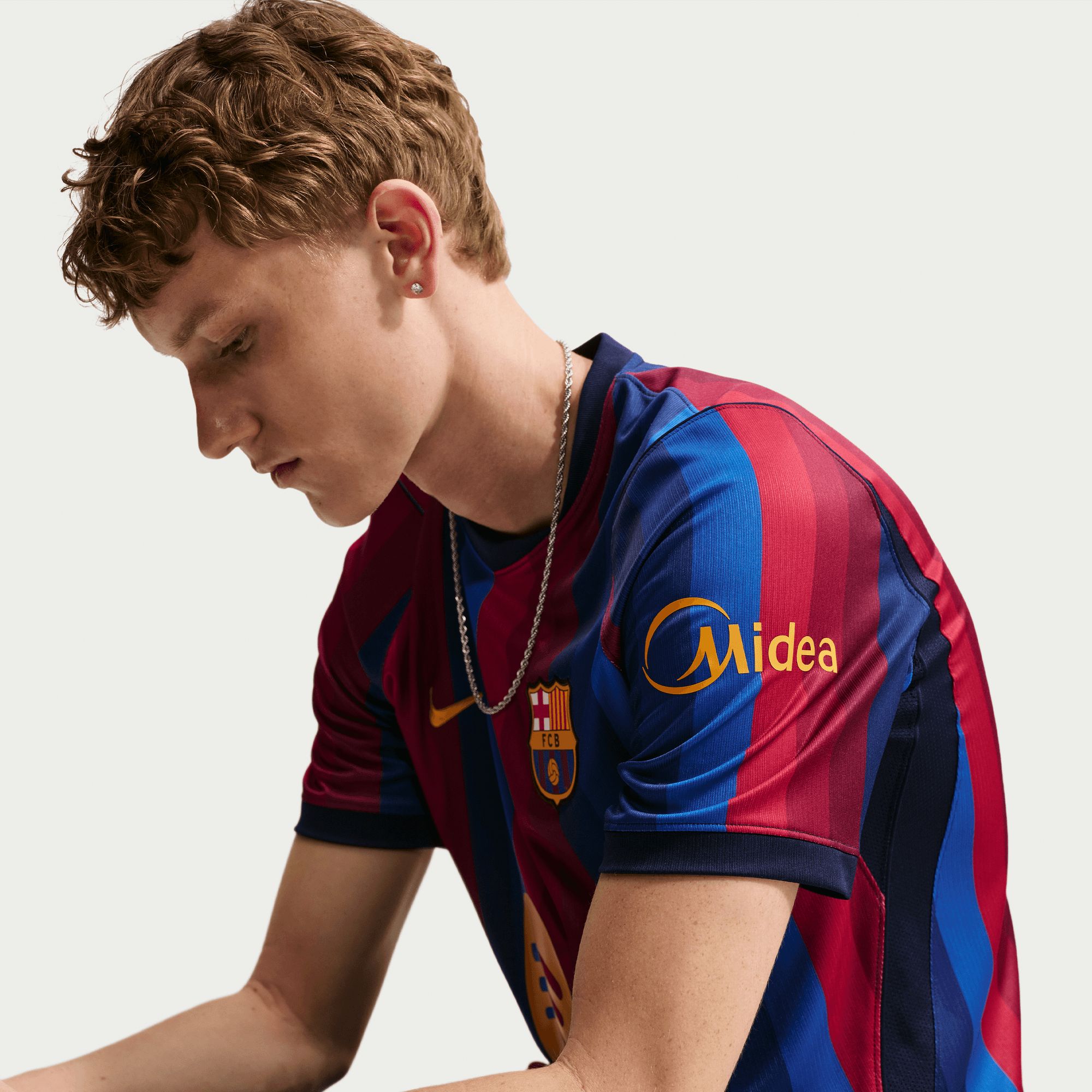 FC Barcelona Nike Men's Replica Home Jersey