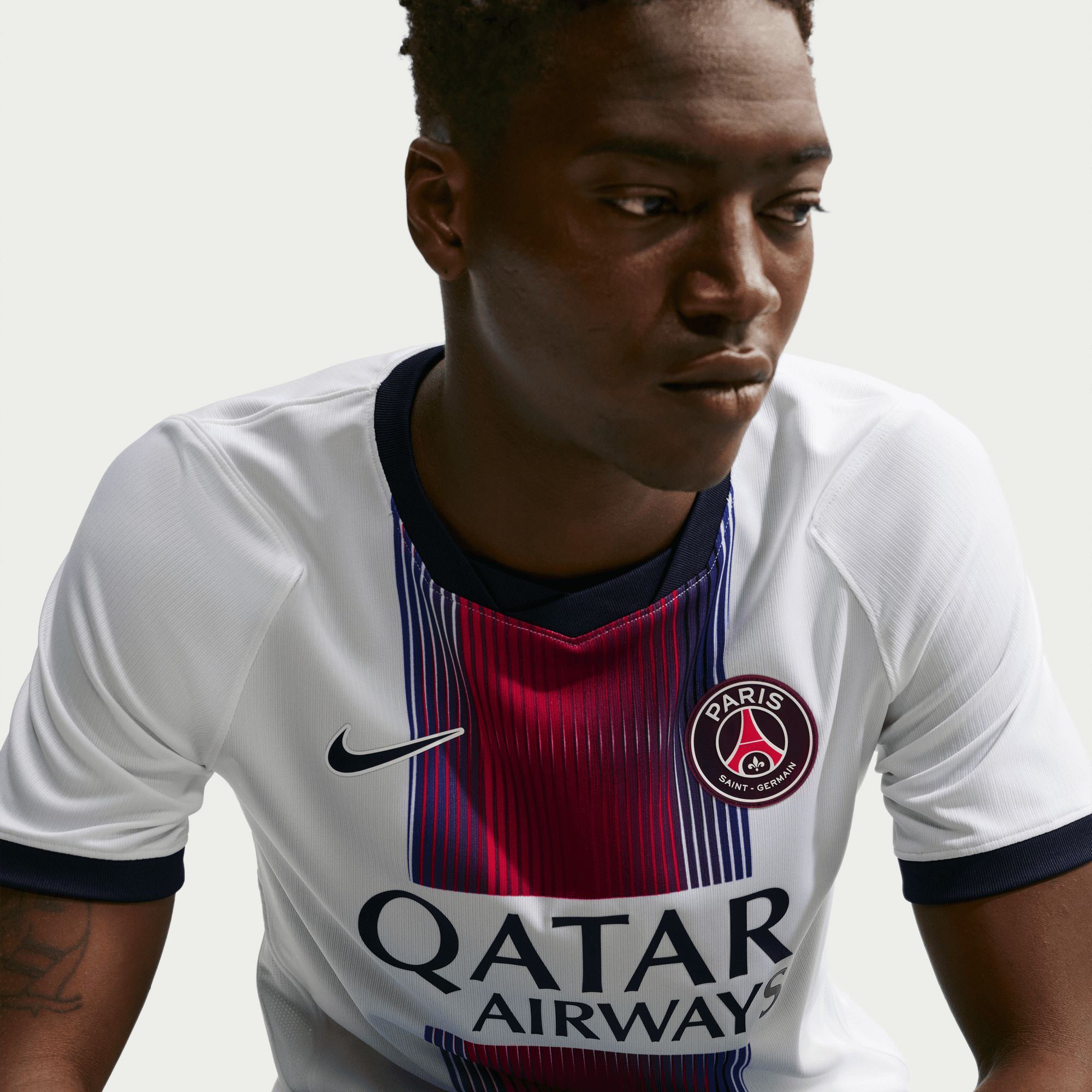Paris Saint-Germain FC Nike Men's Replica Away Jersey