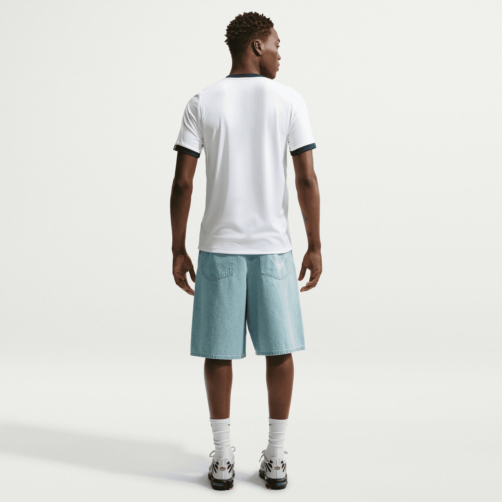 Paris Saint-Germain FC Nike Men's Replica Away Jersey