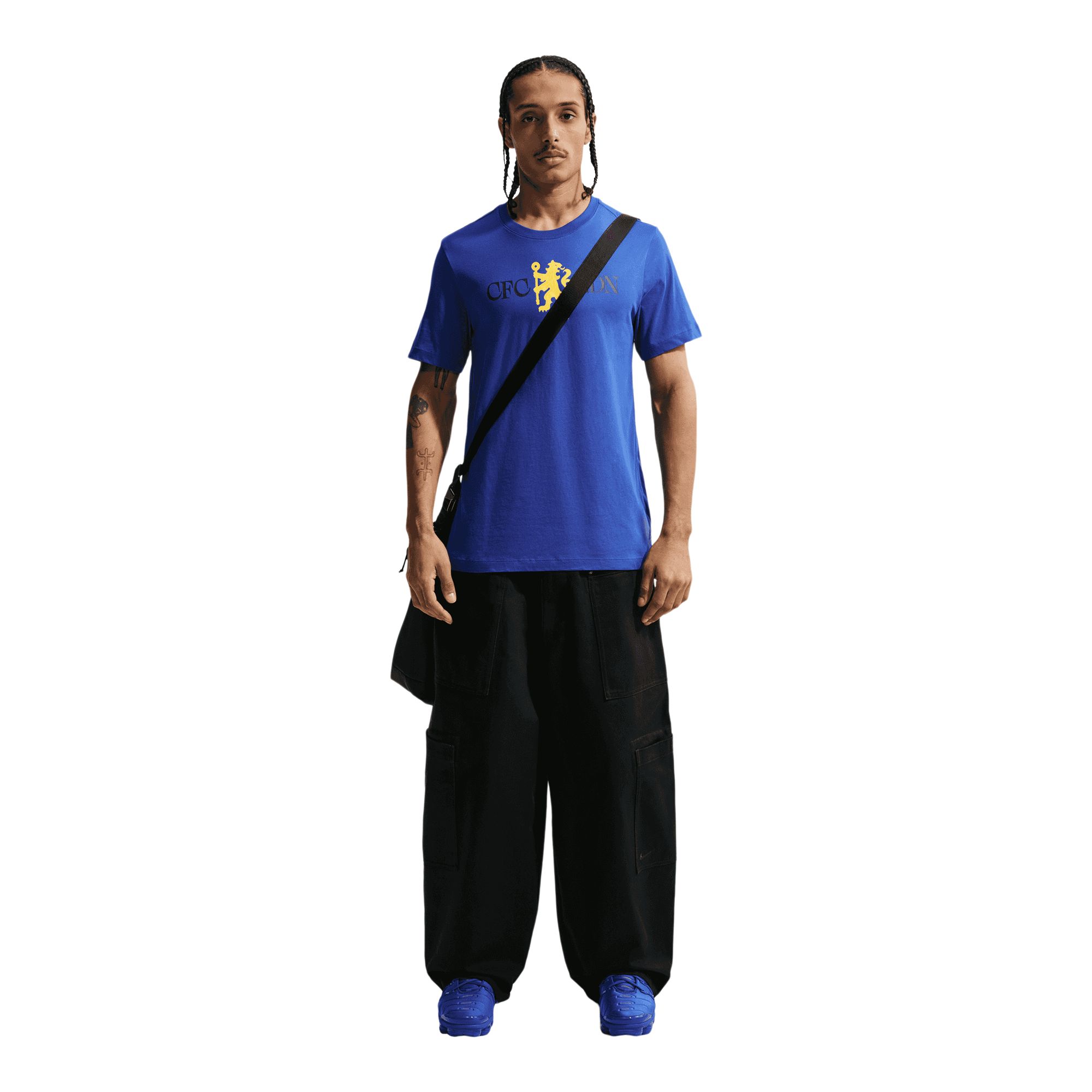 Chelsea F.C. Nike Men's Crest T-Shirt