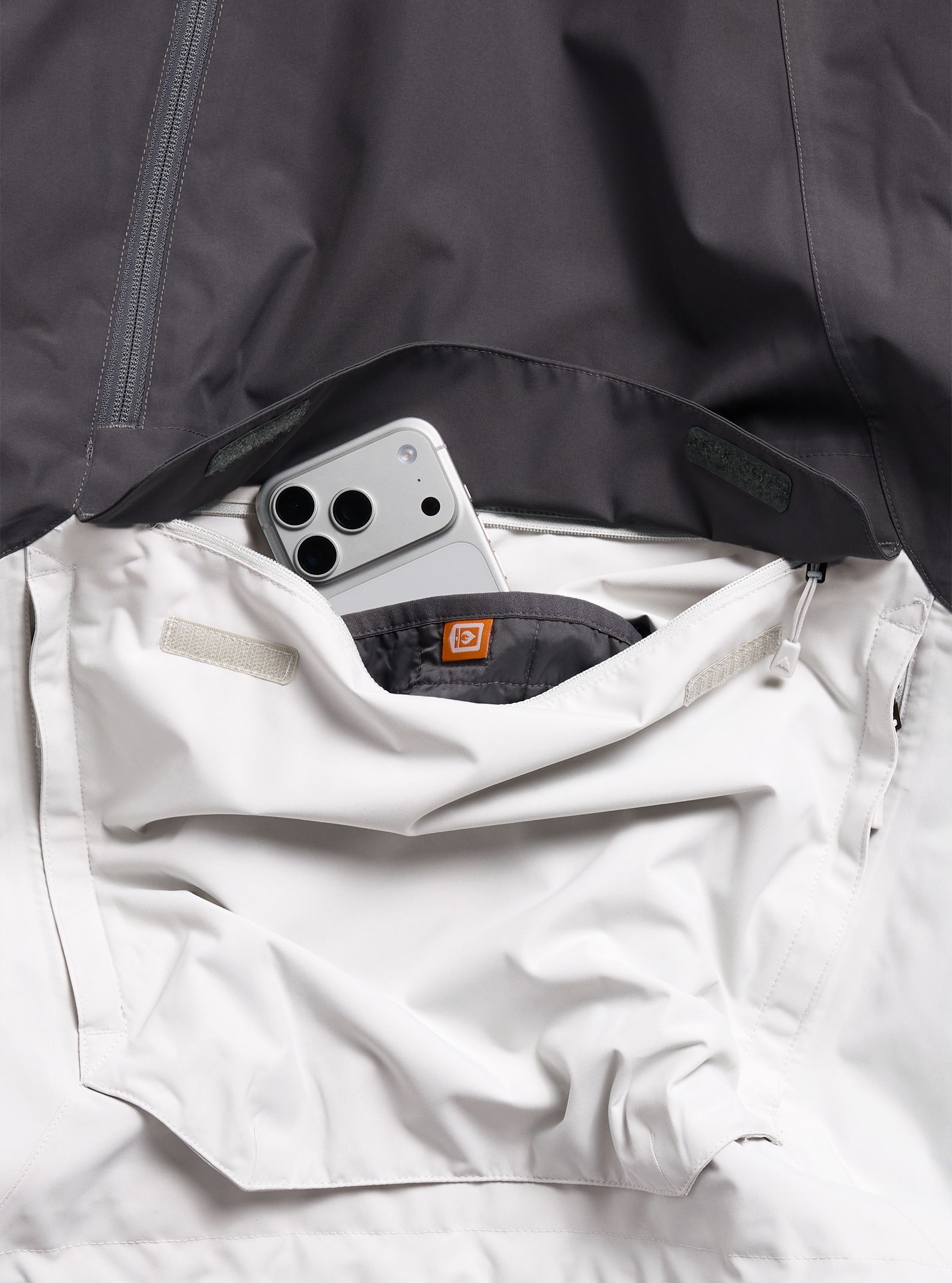 Burton Men's Reserve 2L Relaxed Insulated Anorak Jacket