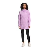 The North Face Women's Woodmont Parka Front_Flat