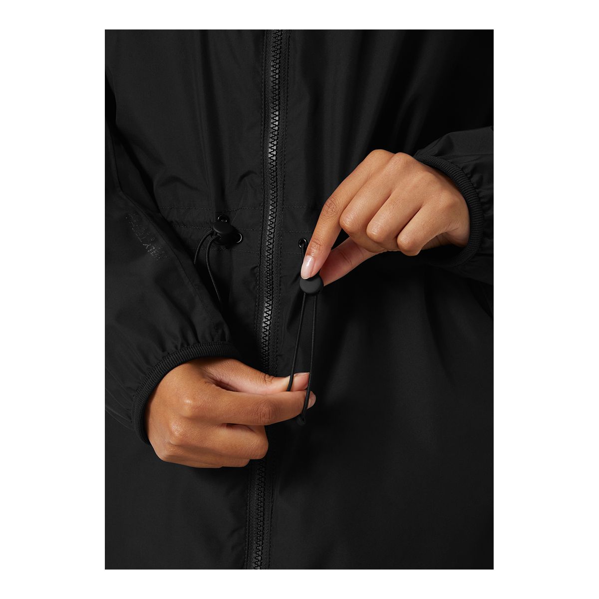 Helly Hansen Women's Essence Medium Raincoat