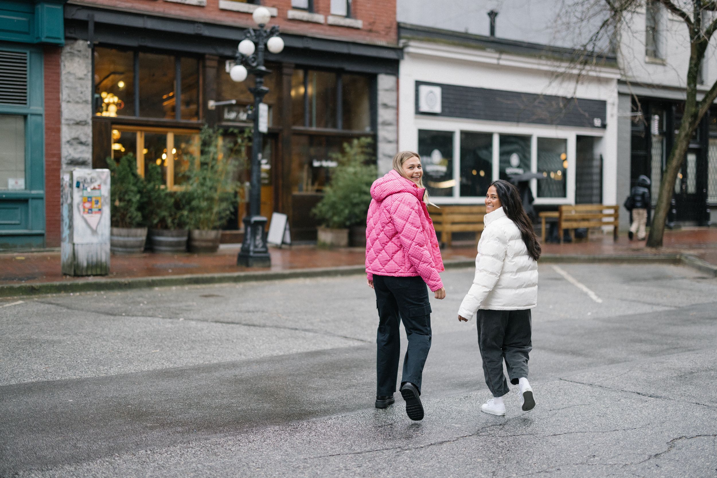 Ripzone Women's Friday Short Puffer Jacket