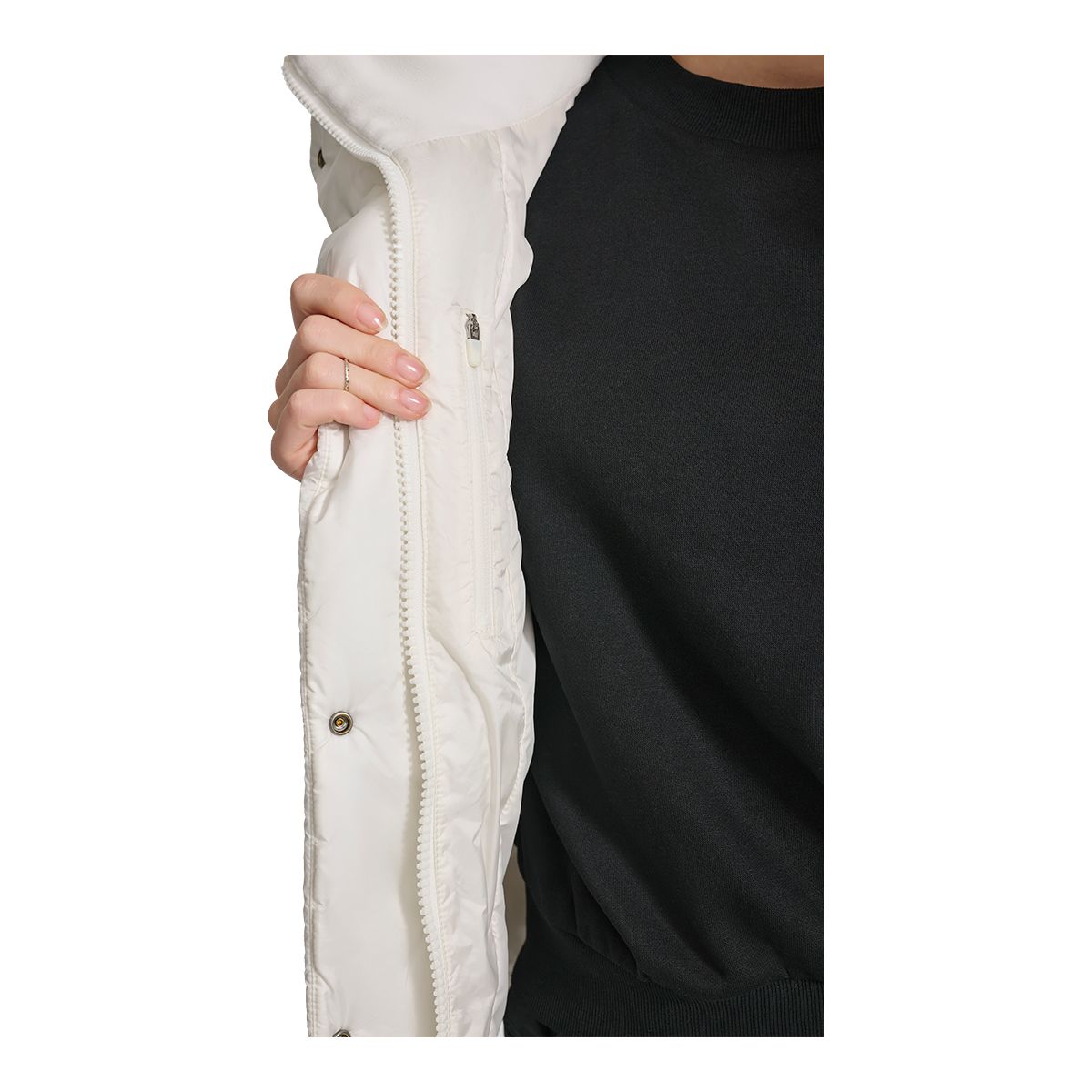 Champion Women's Puffer Vest
