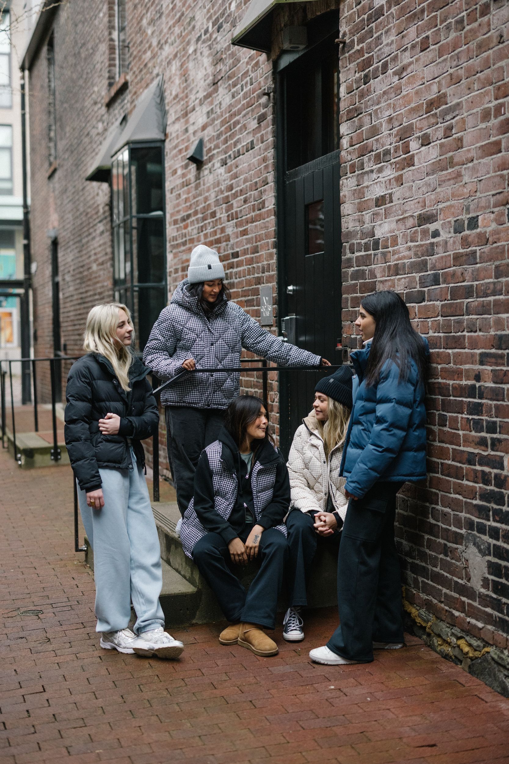 Ripzone Women's Friday Short Puffer Jacket