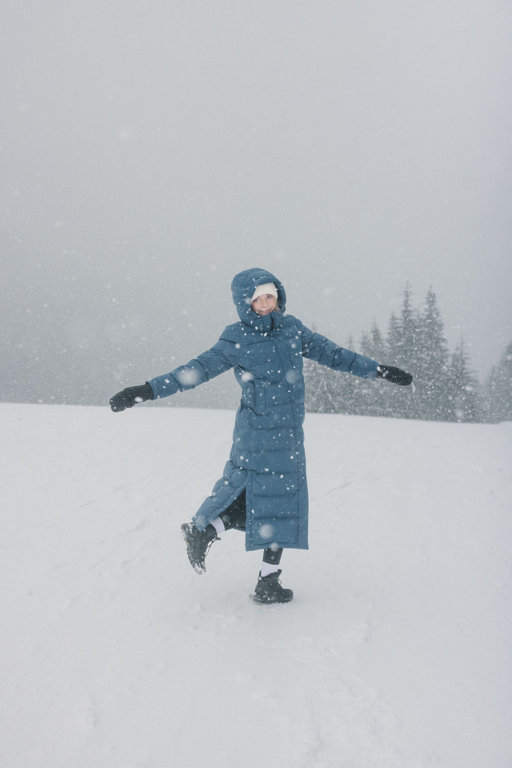 Ripzone Women's Sunday Xtra Long Puffer Jacket