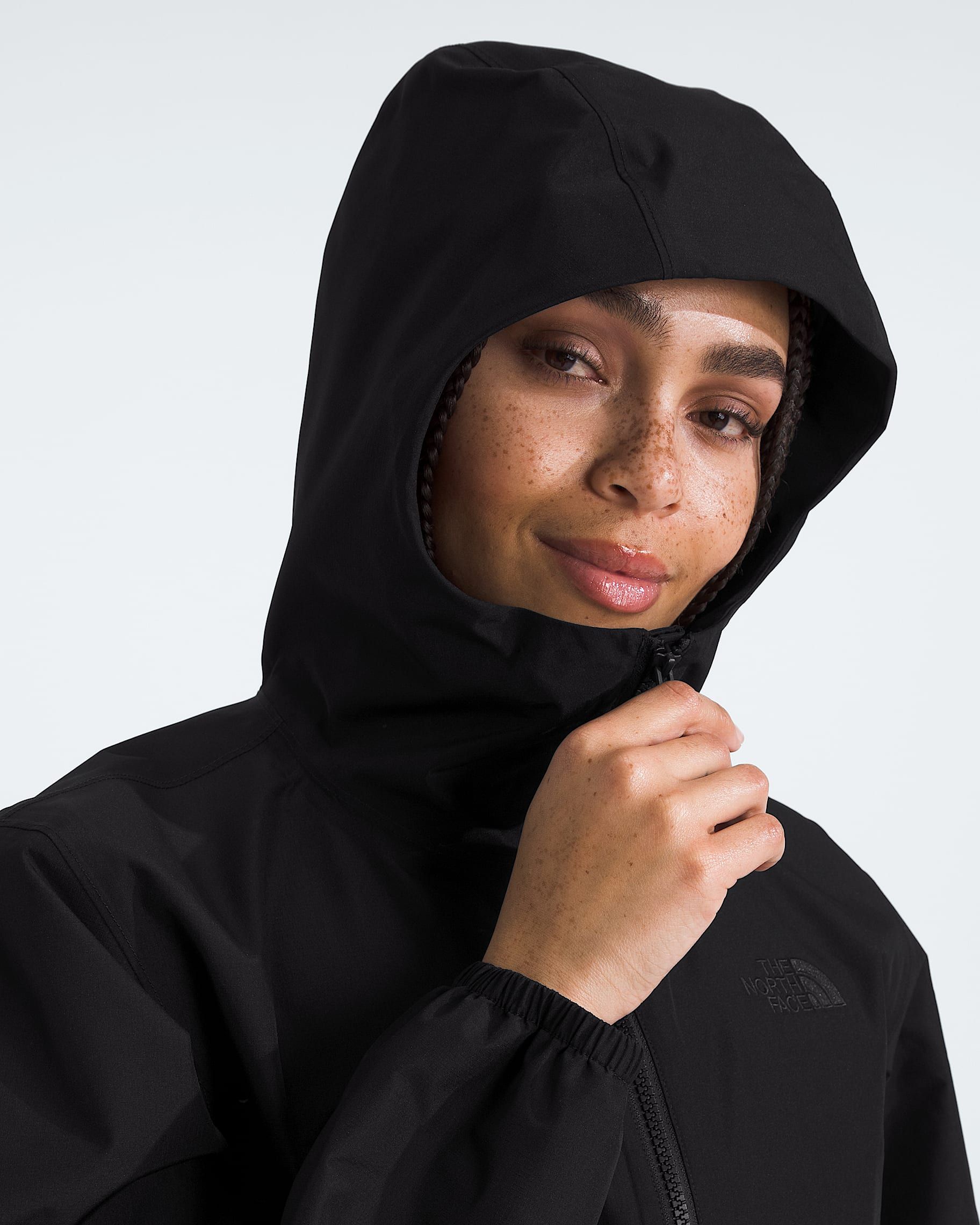The North Face Women's 2L Daybreak Rain Jacket