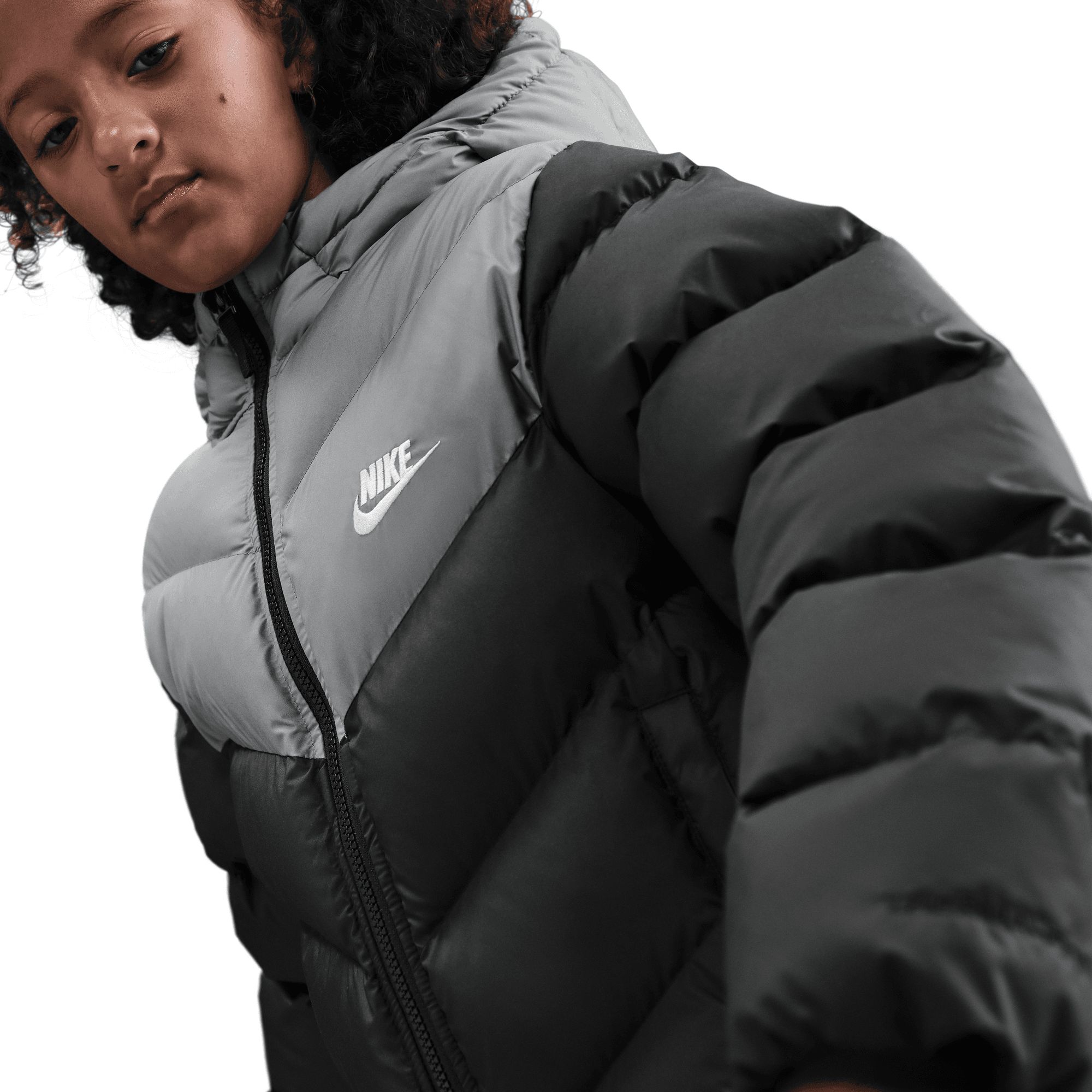 nike windrunner sport chek