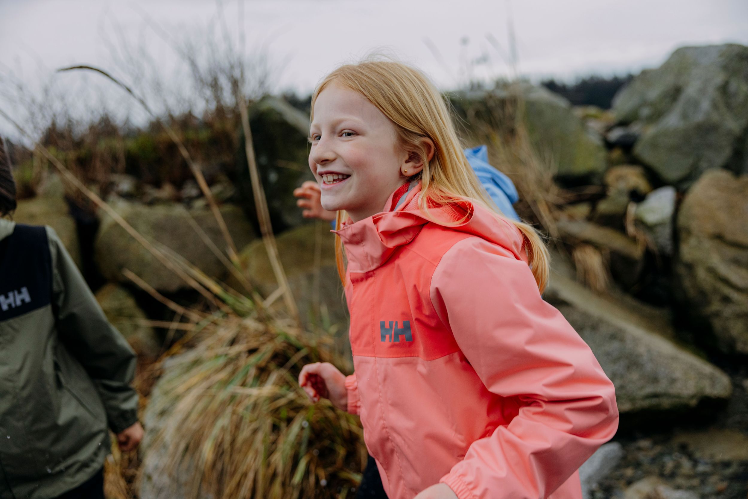 Helly Hansen Junior Girls' Vancouver Rain Jacket