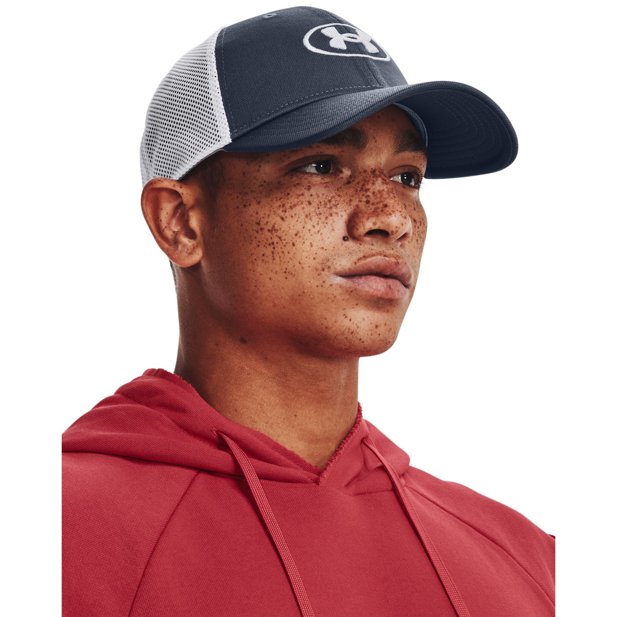 Under Armour Men's Blitzing Trucker Hat