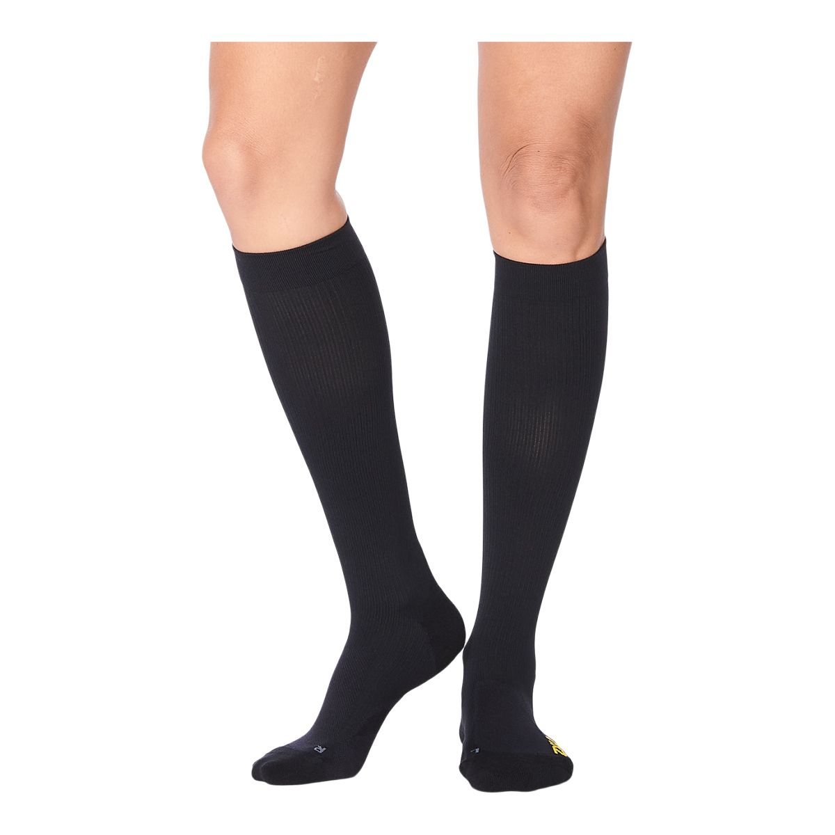 2XU Men's Flight Compression Socks