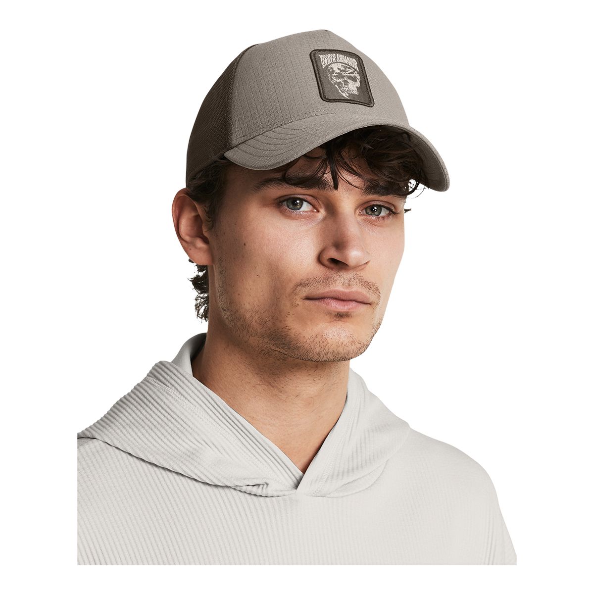 Under Armour Men's Iso-Chill ArmourVent™ Trucker Hat