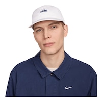 Nike Dunk Patch Club Cap Front_Angled_Left