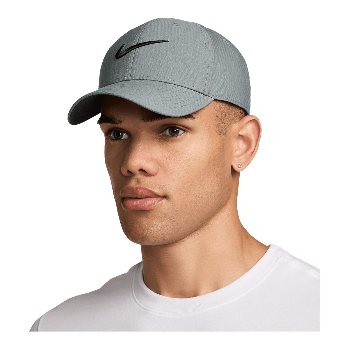Nike Men's Train Club Dri-FIT Swoosh Cap