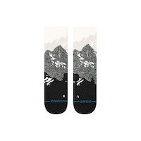 Stance Unisex Hike Out Of Range Crew Socks Front_Flat