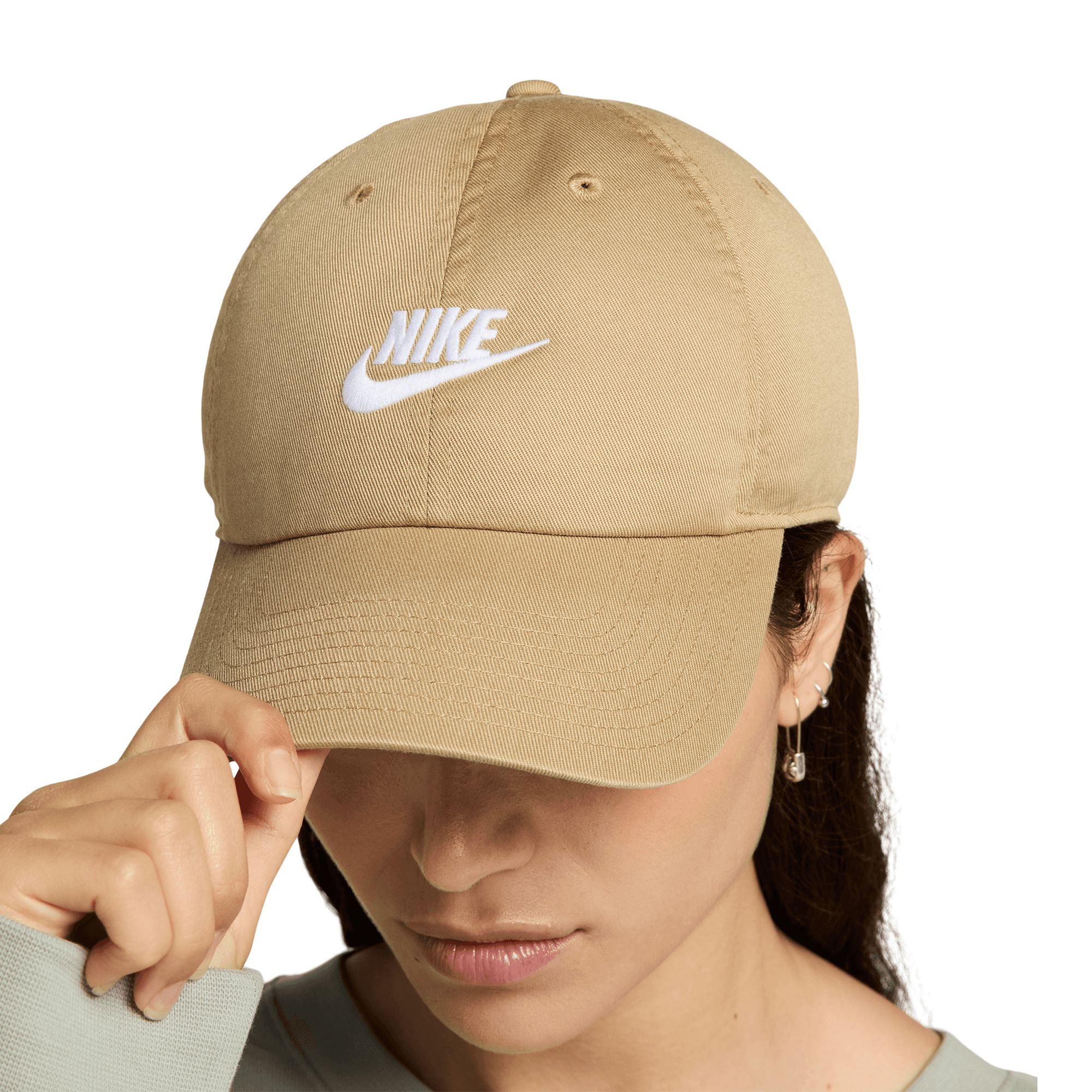 Nike Sportswear Unisex Club Futura Washed Cap