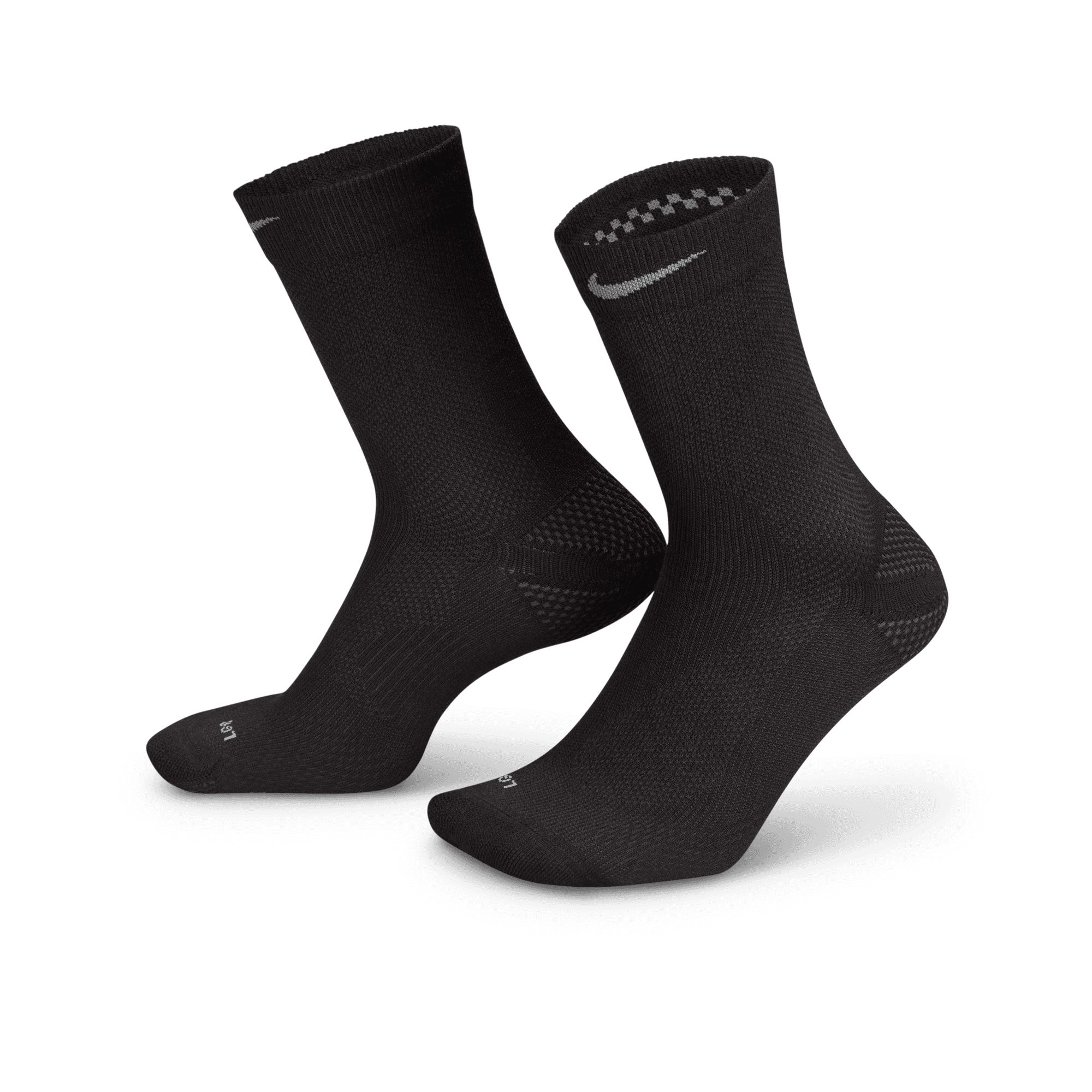 Nike Unisex Sweat-Wicking Athletic Socks