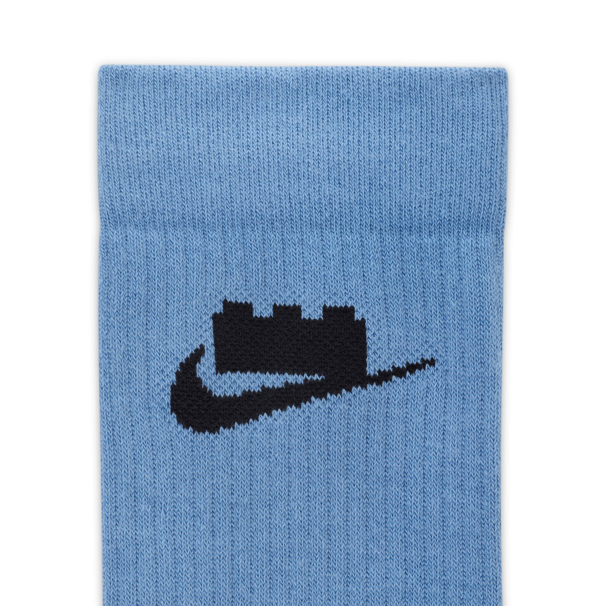 Nike Men's Collection Lightweight Stretch Socks