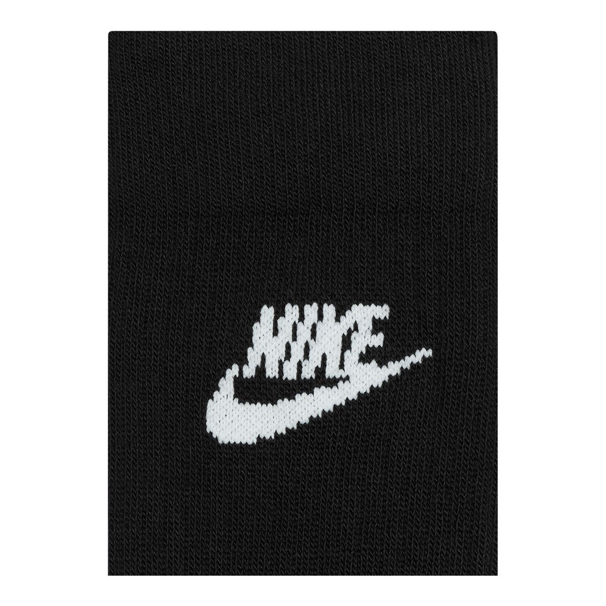 Nike Sportswear Women's Futura Everyday Dri-FIT Crew Socks - 3 pk