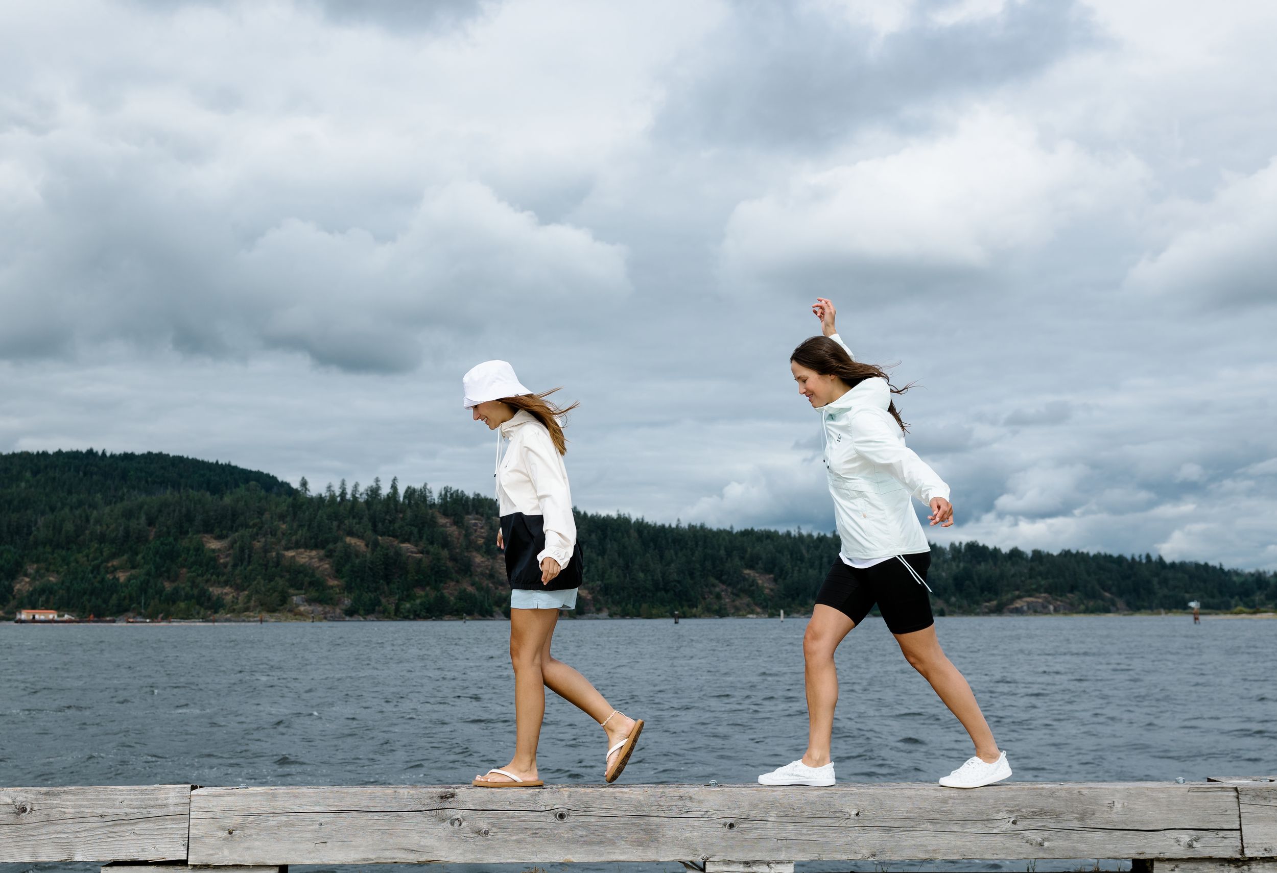 Ripzone Women's Reversible Bucket Hat