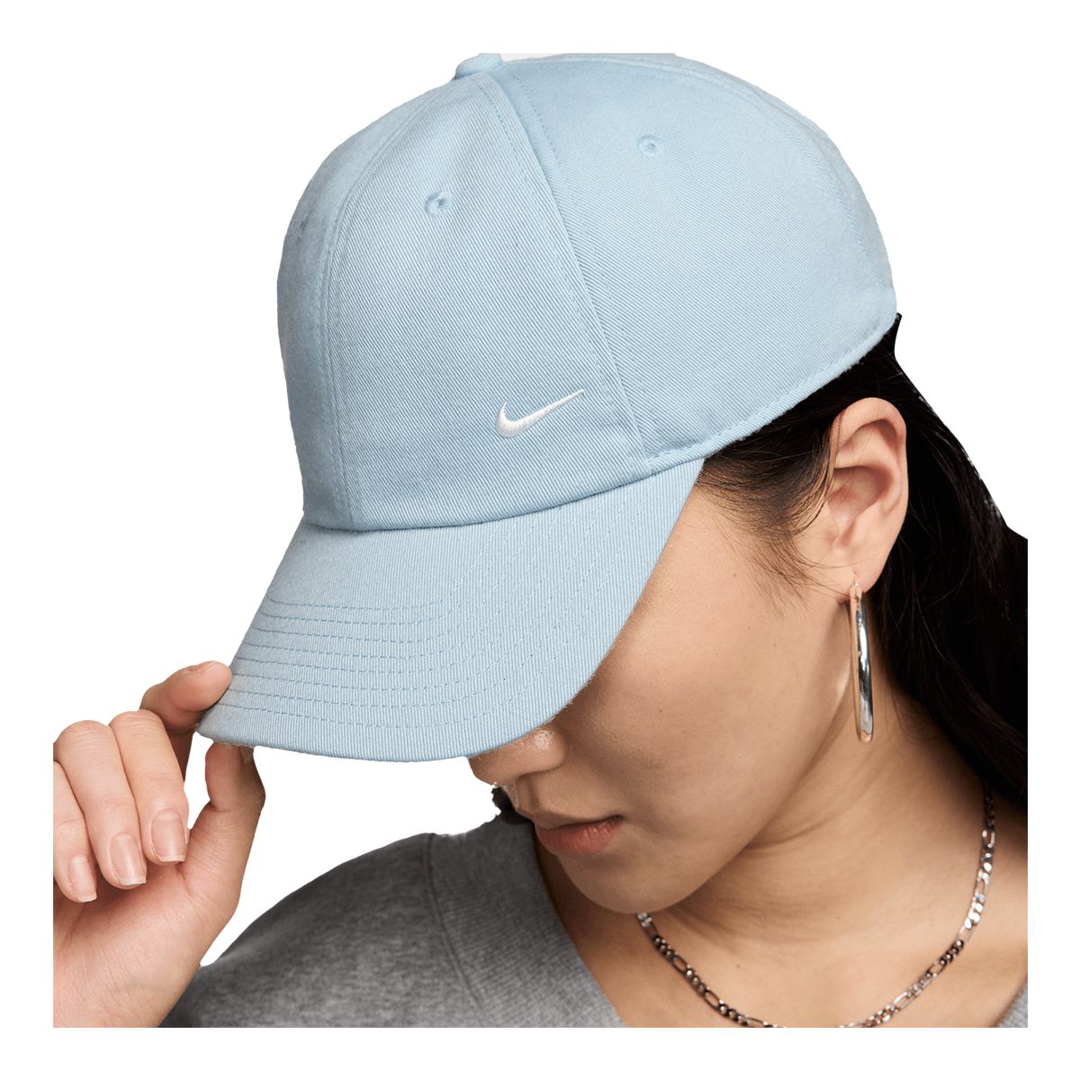 Nike Women's Swoosh Club Cap
