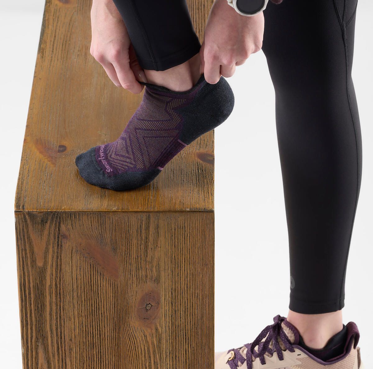 Smartwool Women's Run Targeted Cushion Low Ankle Running Socks