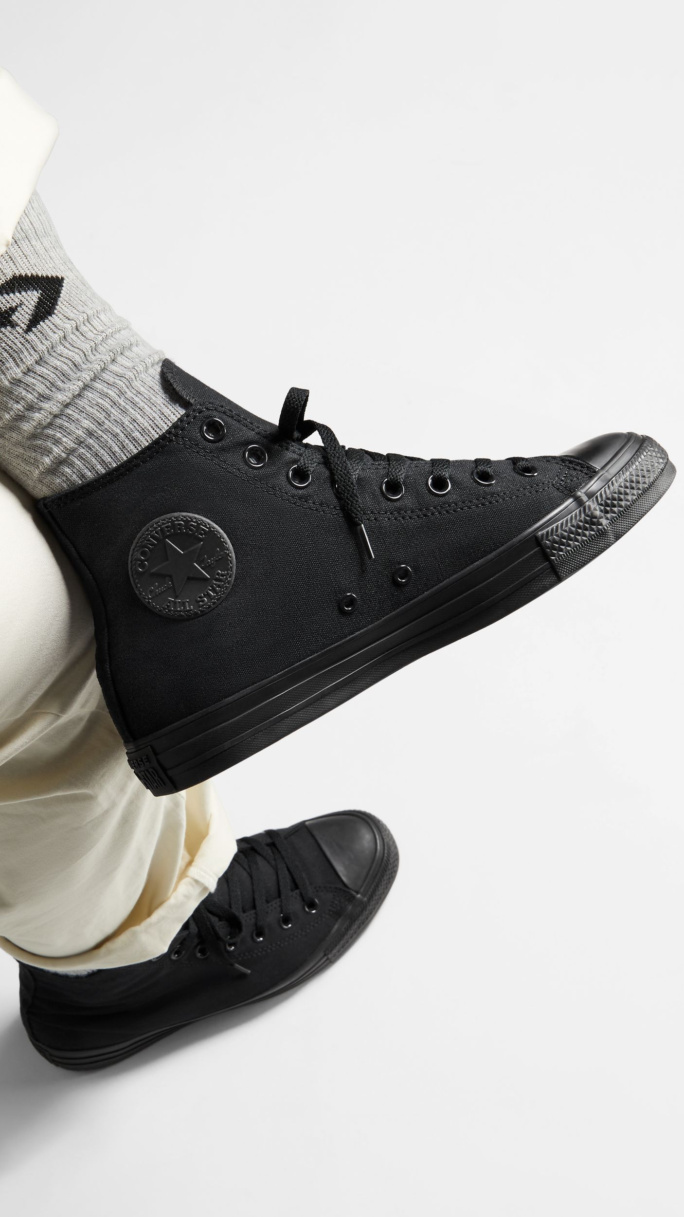 Converse Men's Chuck Taylor High Top Shoes
