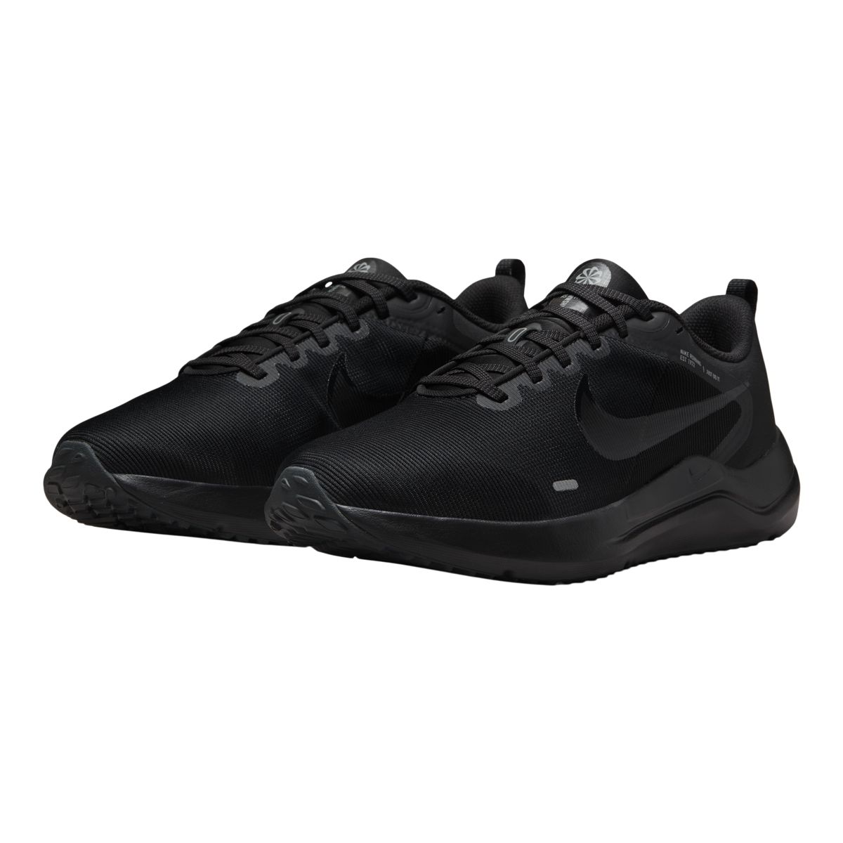 Nike Men s Downshifter 12 Extra Wide Running Shoes Atmosphere