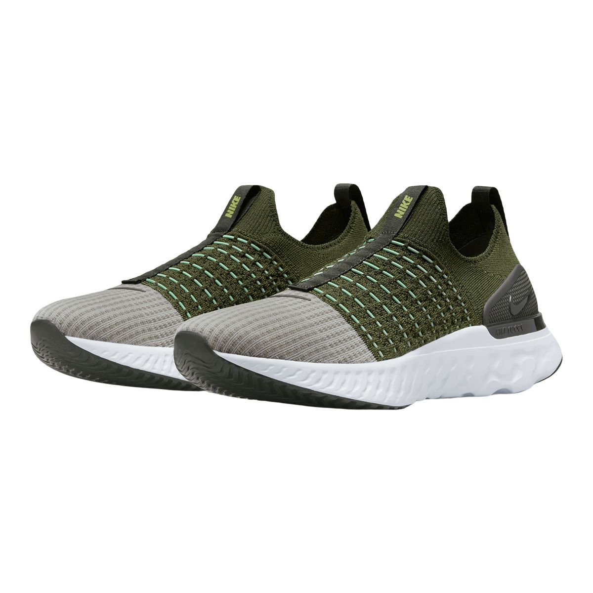 Nike Men's React Phantom Run Flyknit 2 CC Running Shoes