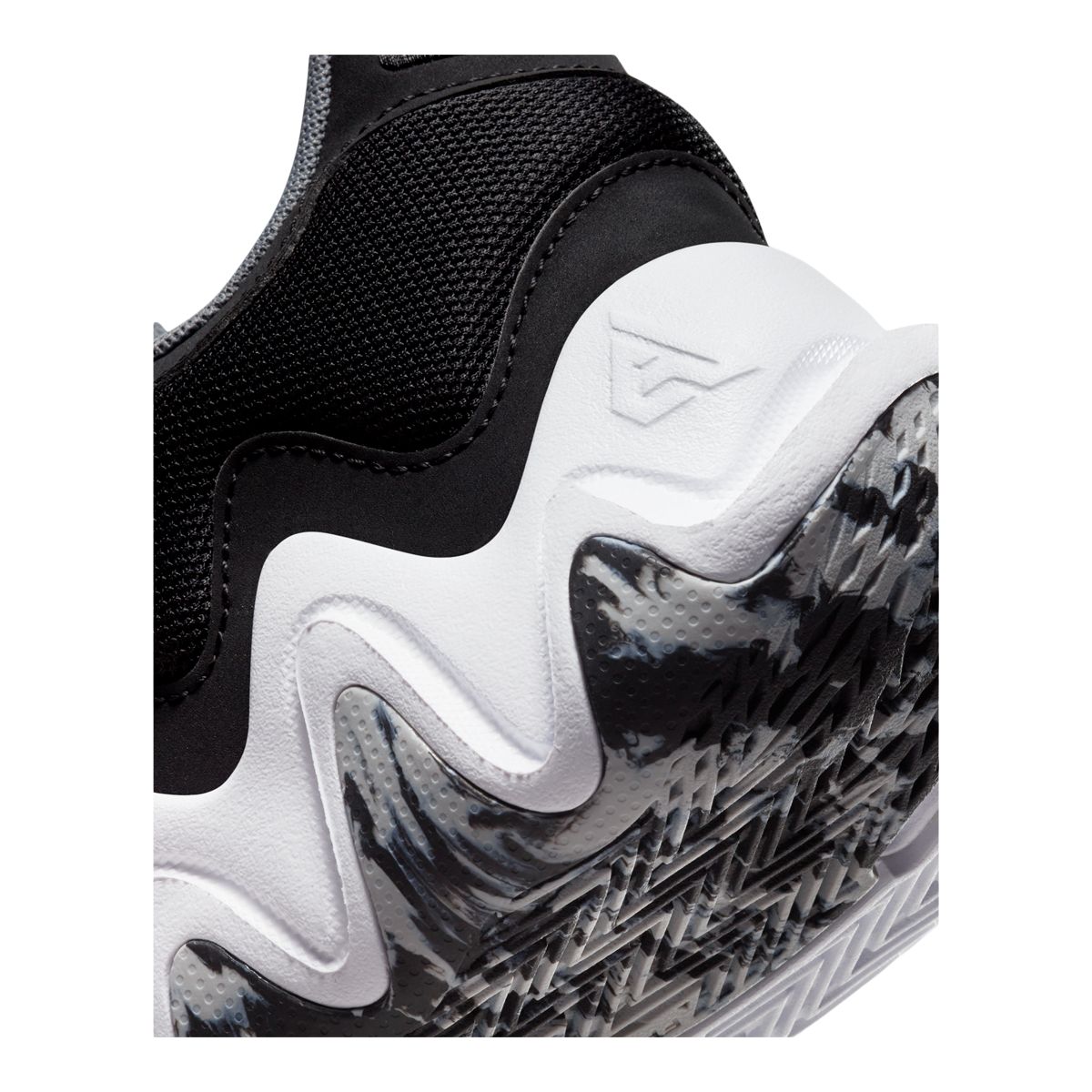 Nike Men's/Women's Giannis Immortality 2 Basketball Shoes