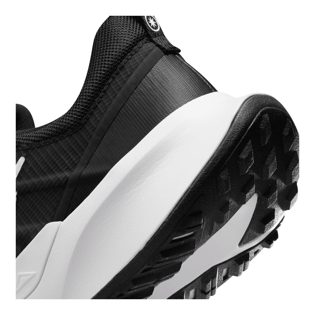 Nike Men's Juniper Trail 2 Trail Running Shoes