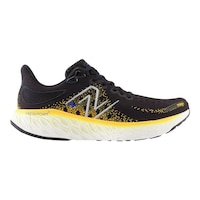 New Balance Men's 1080 V12 Running Shoes Side_Right