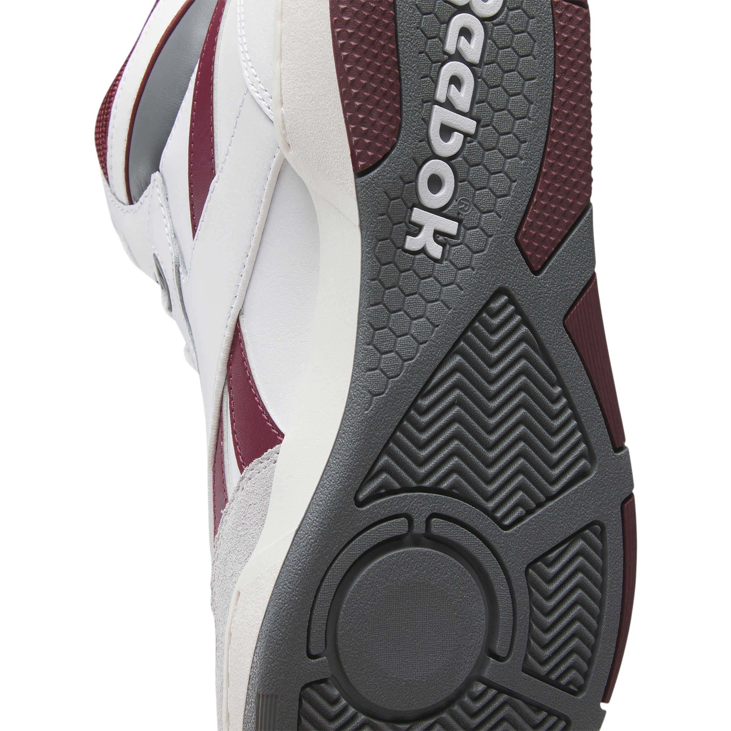 Reebok Men's BB 4000 II Mid Top Shoes