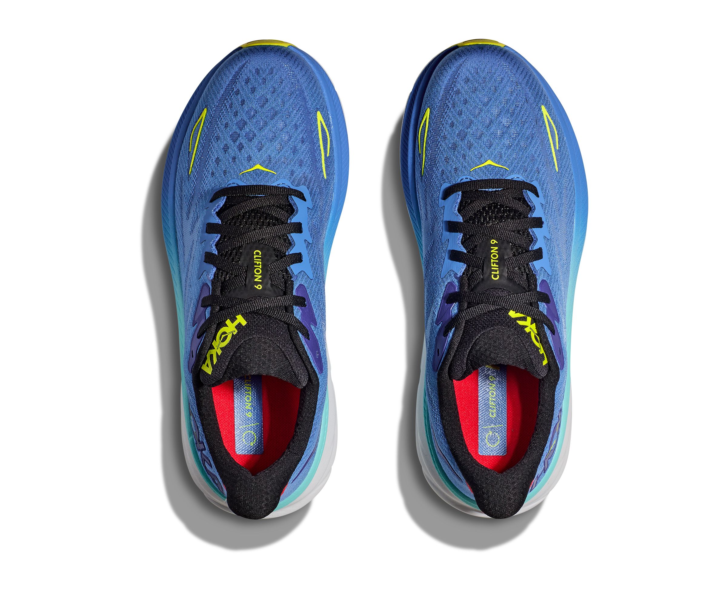 Sport chek hoka store shoes