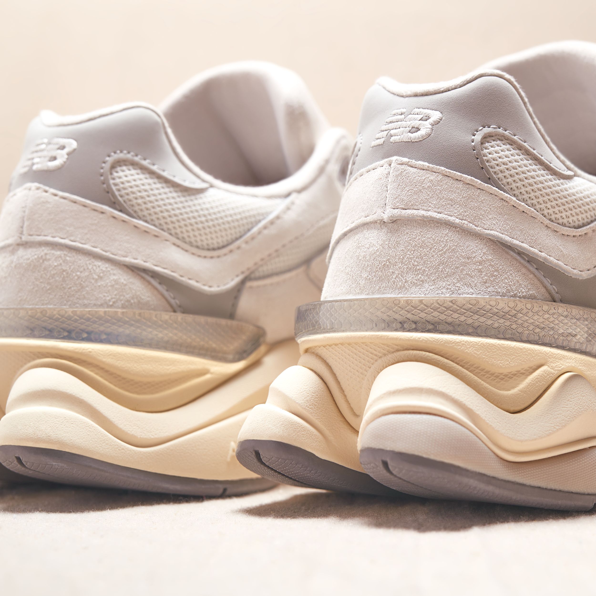 New Balance Men's 9060 Shoes