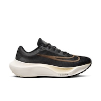 Nike Men’s Zoom Fly 5 Running Shoes Side_Right