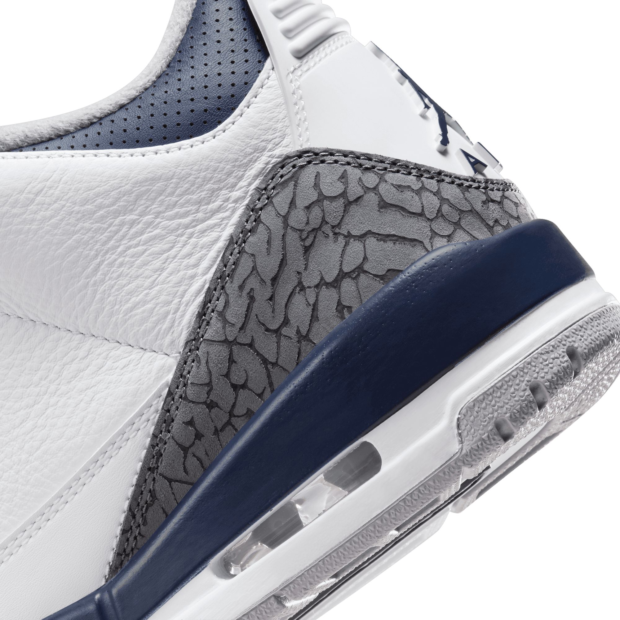 Nike Air Jordan 3 Retro Basketball Shoes