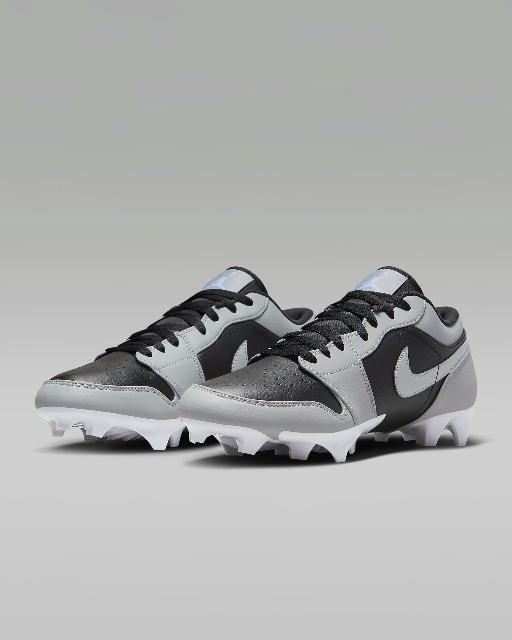 Jordan Men's 1 Low TD Football Cleats