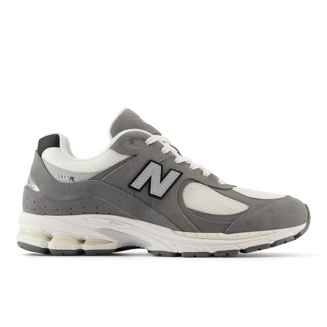 New Balance Men's M2002R Shoes