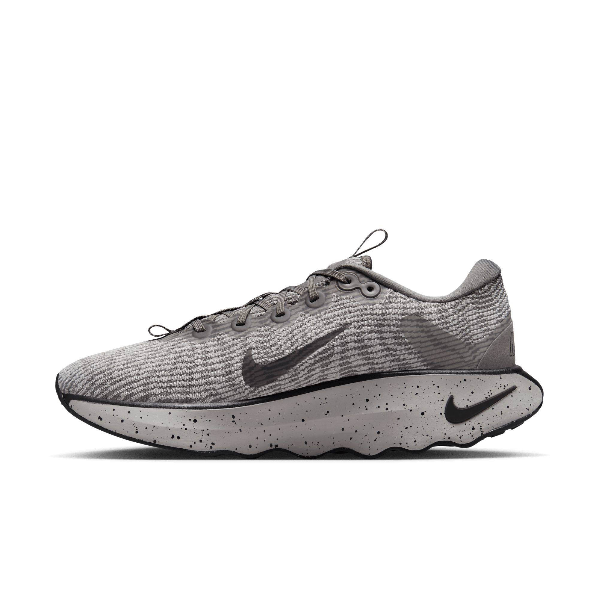 Nike Men's Motiva Walking Shoes