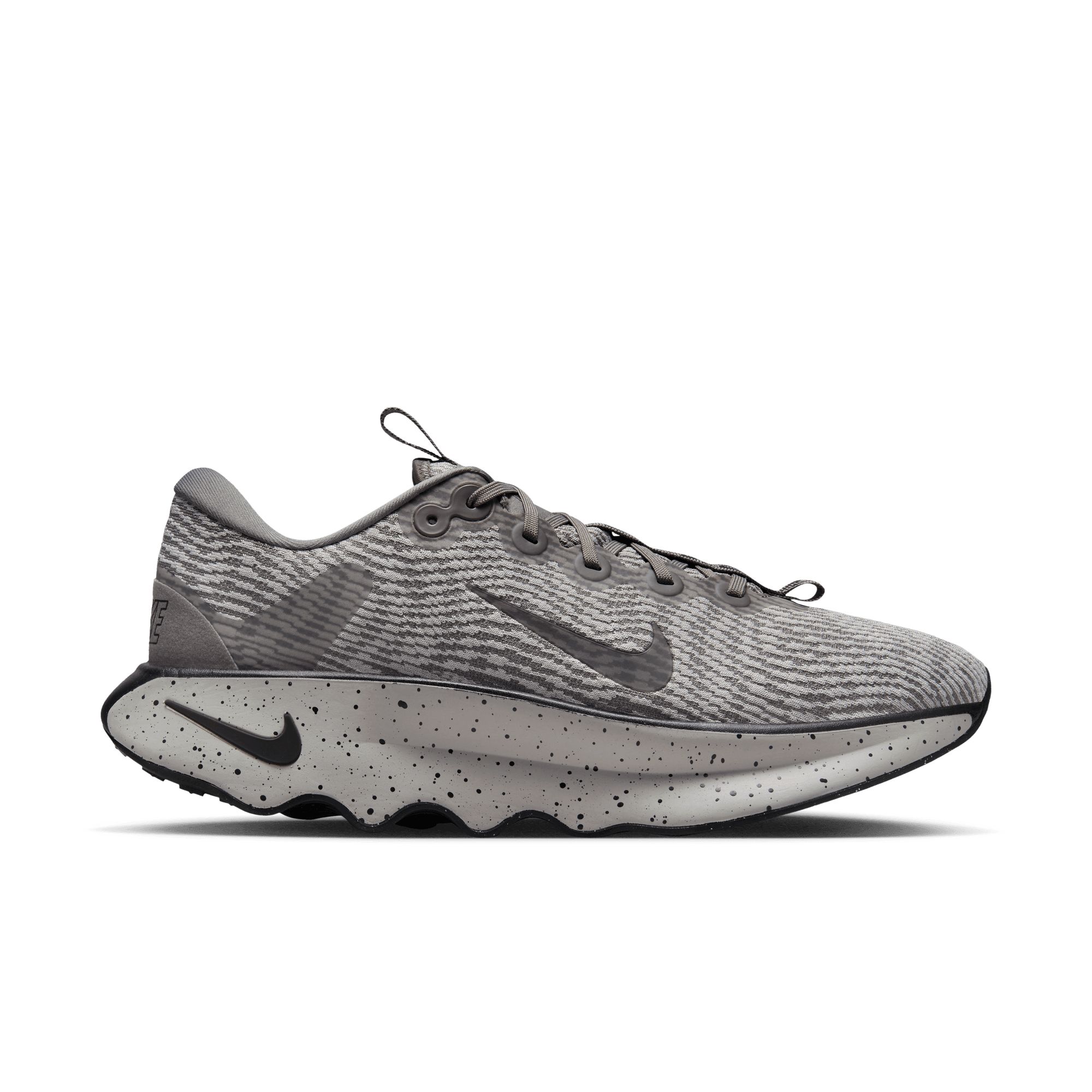 Nike Men's Motiva Walking Shoes