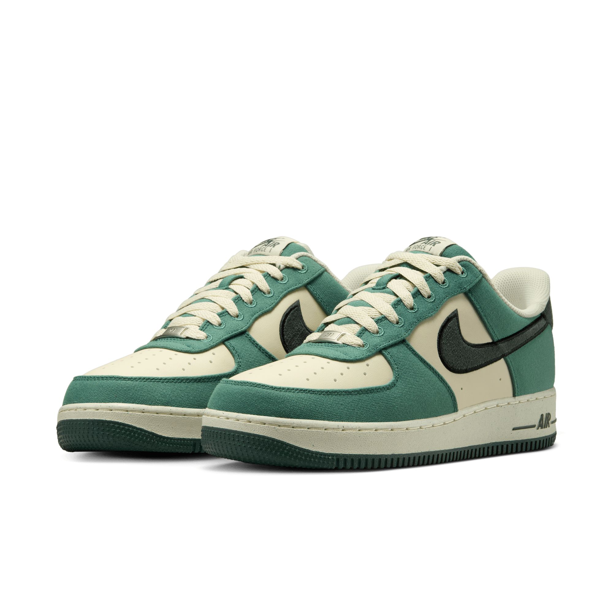 Nike Men's Air Force 1 '07 LV8 Casual Shoes