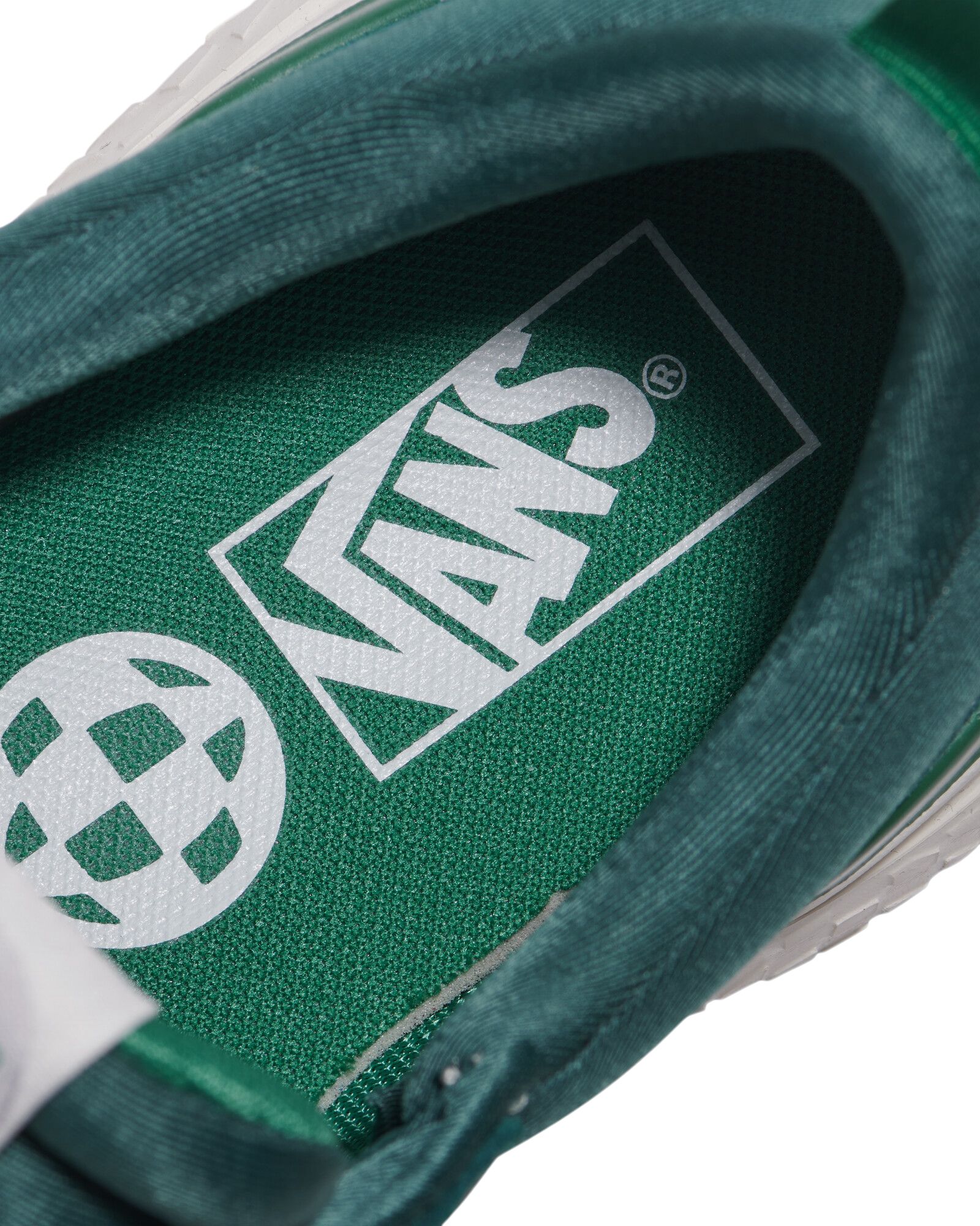 Vans Men's UltraRange Neo VR3 Casual Shoes