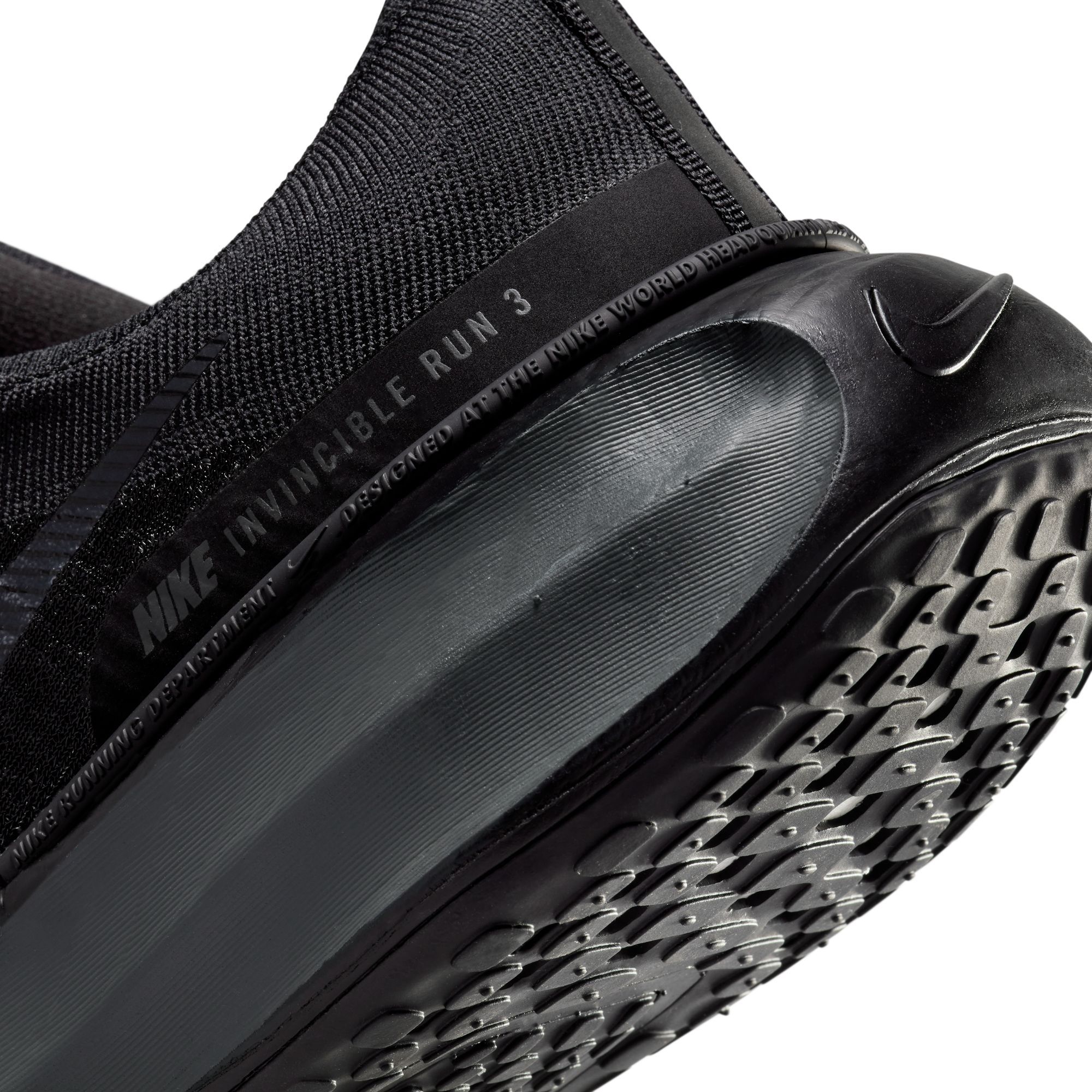 Nike Men's ZoomX Invincible Run Flyknit 3 Running Shoes