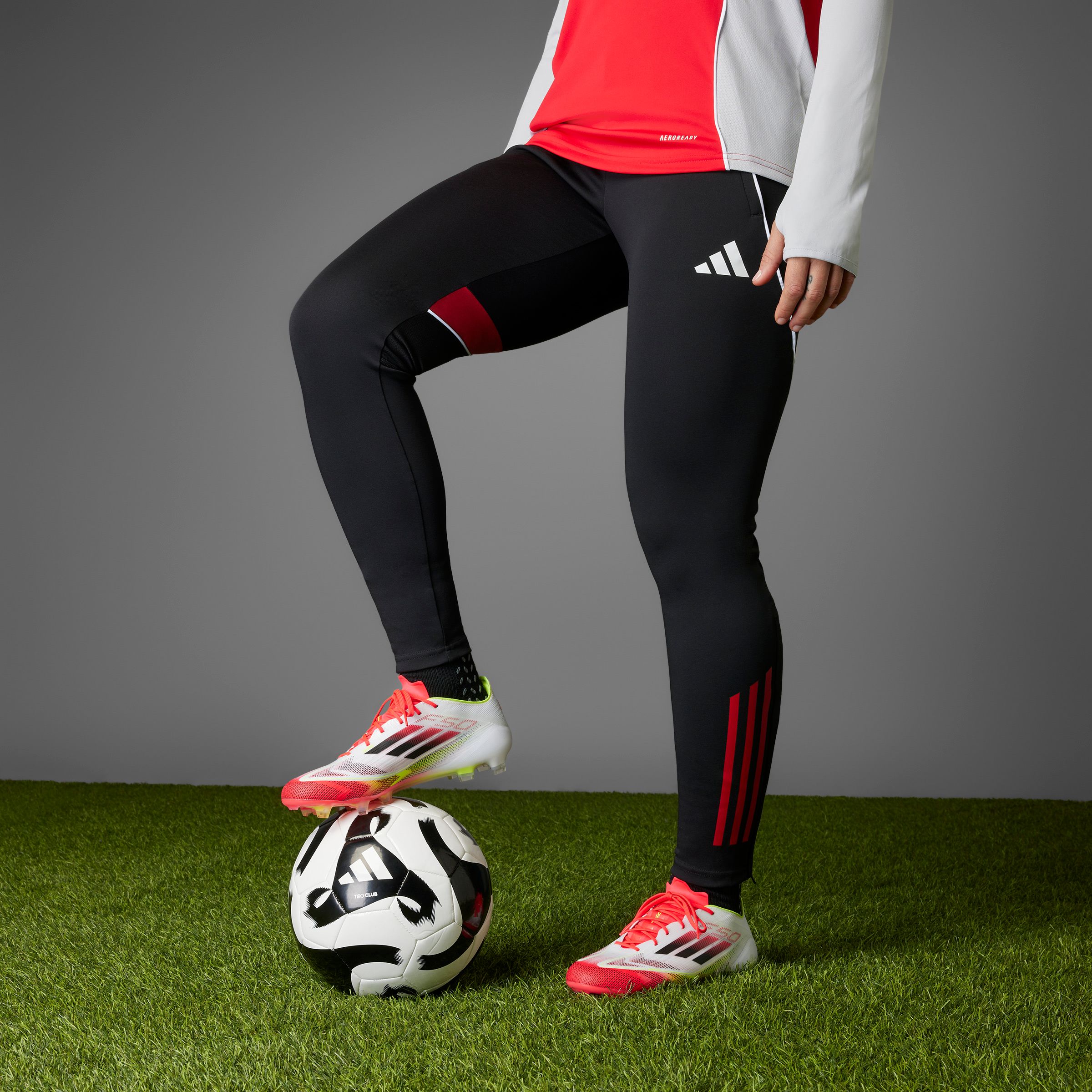 adidas Men's F50 Elite Firm Ground Soccer Cleats