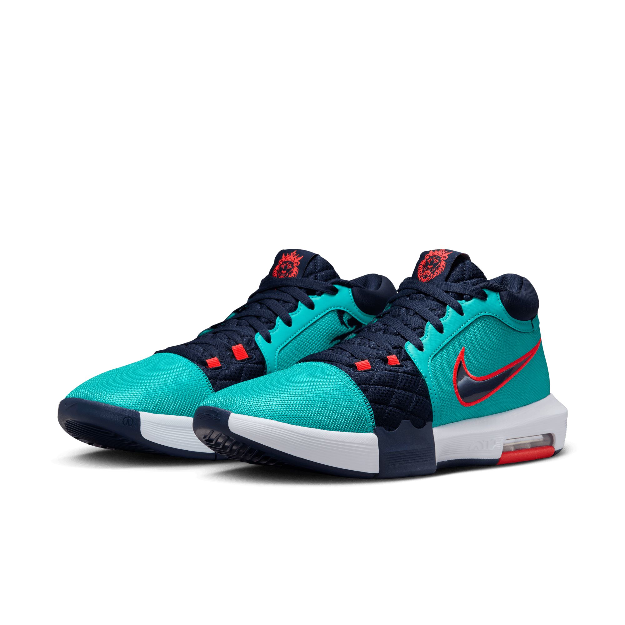 Nike LeBron James Witness Basketball Shoes