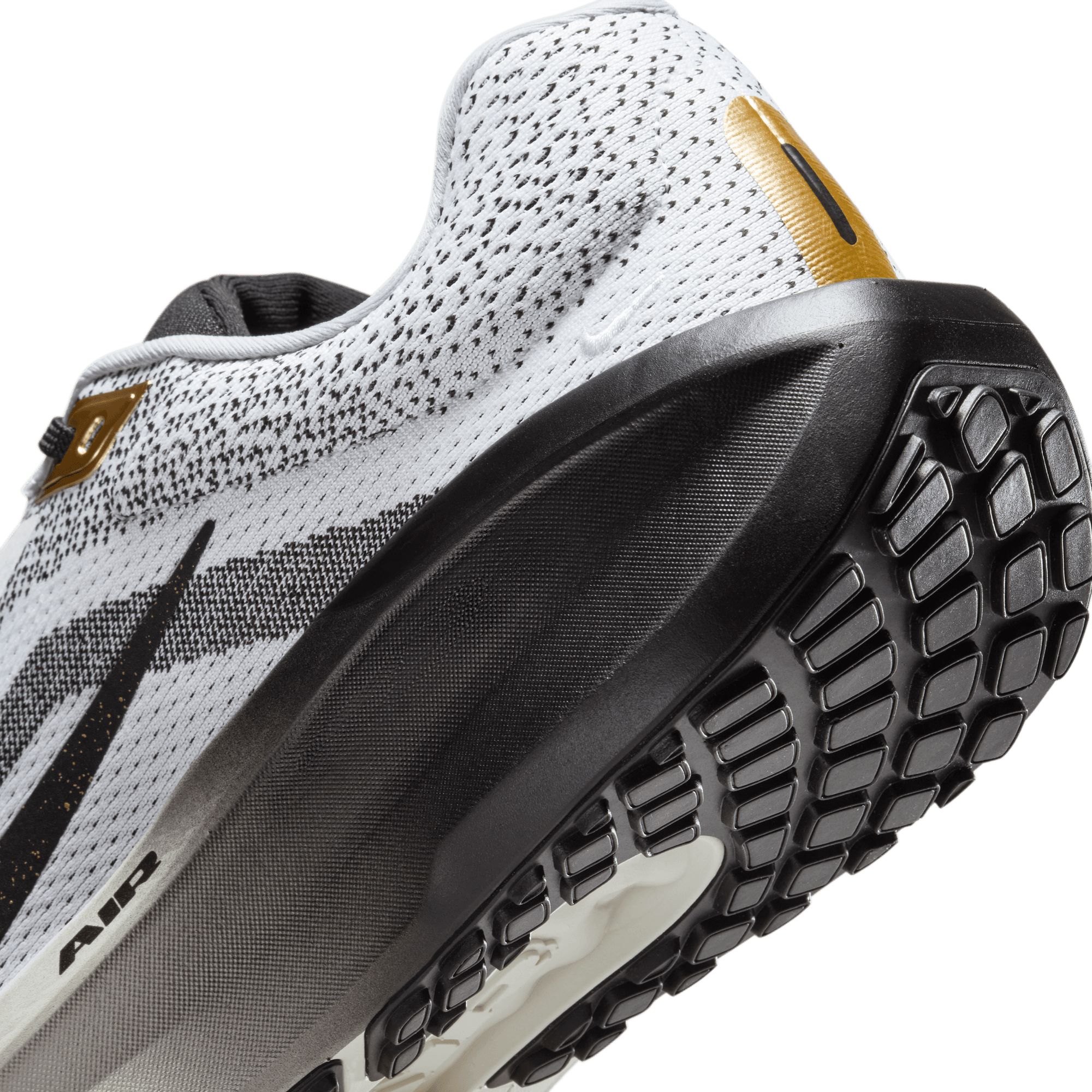 Nike Men's Air Winflow 11 SE Running Shoes